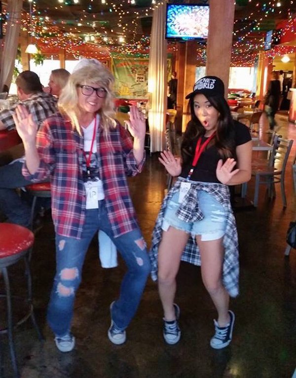 Девчонки дурачатся