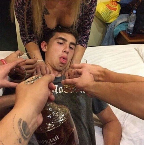 Ужасы и приколы из соцсетей 18+