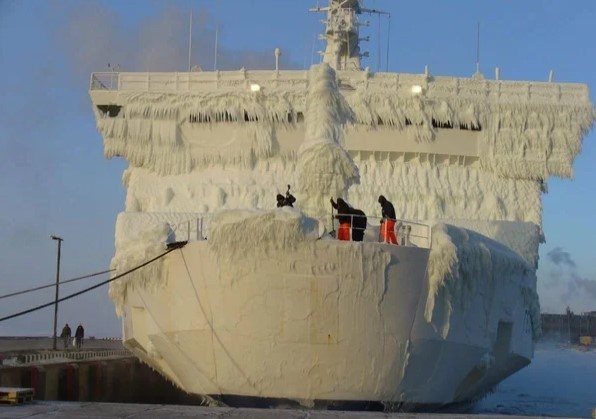Как ледяной ветер топит корабли?