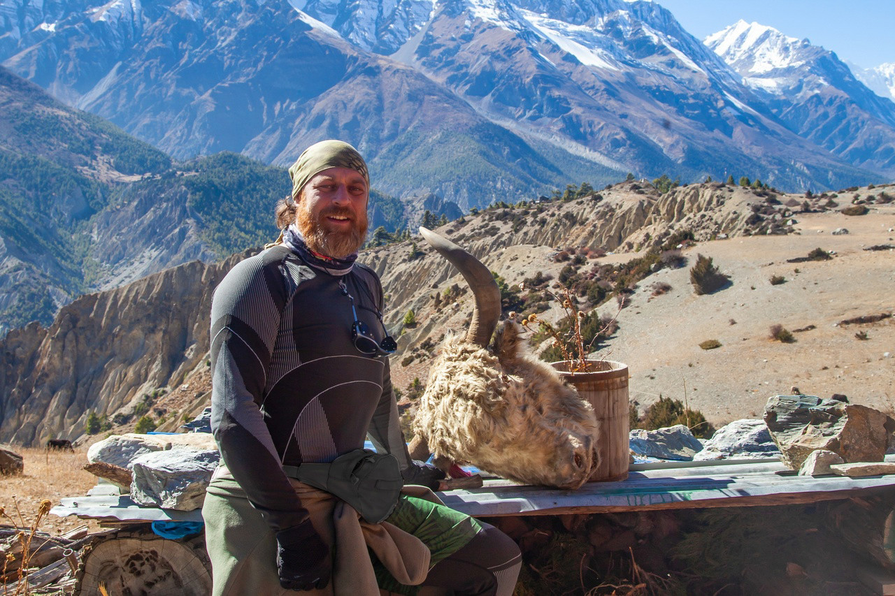 Массив по концентрической сетке компас 3d. Freecad отверстия по окружности. Инструмент array в 3ds max. Массив в компас 3d. Array по кривой блендер.