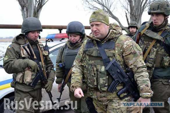 Танковое сражение идет между «Азовом» и ополчением