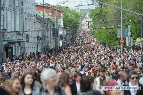 В Москве проходит "контрольная" прогулка