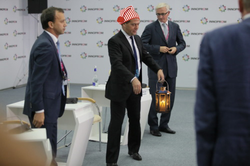 И снова ОН