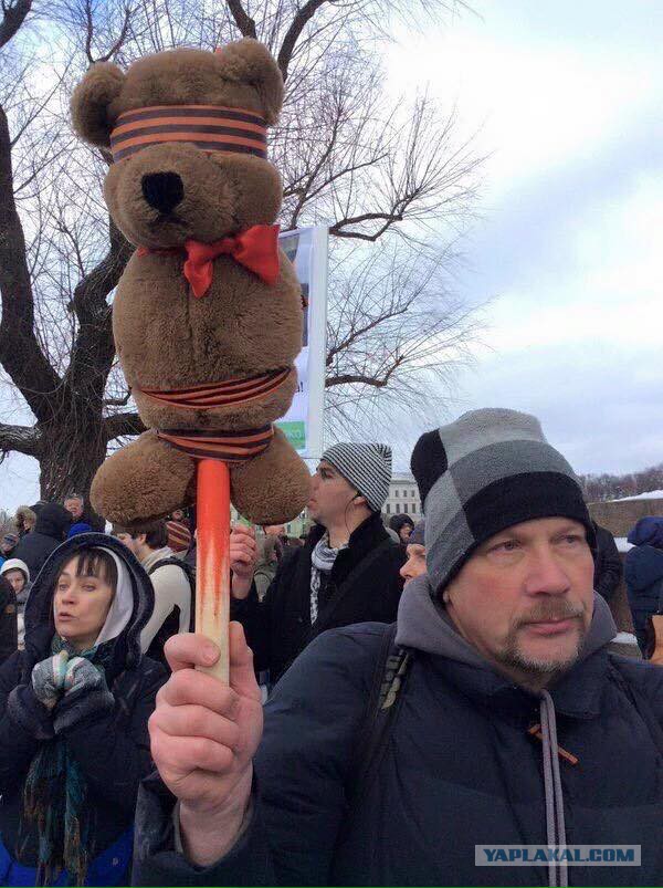 Немцов запрещает акции протеста