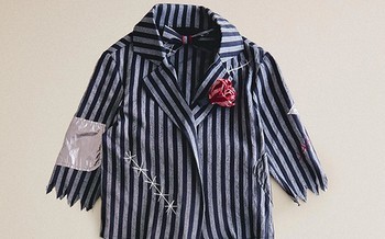 Zara изъяла из продажи костюм, напоминавший форму узников концлагерей