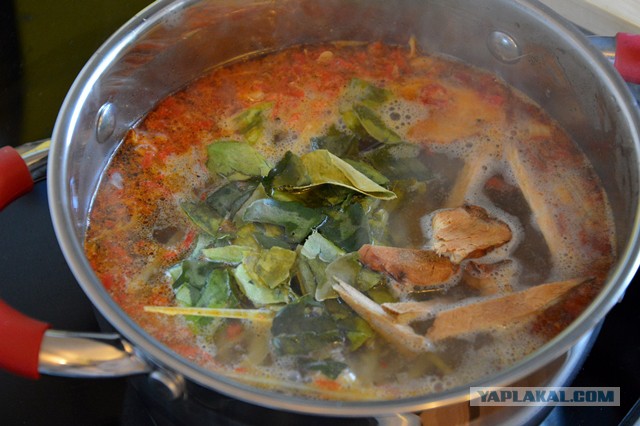 Вкусное обаяние Кулинарии, Повара ЯПа поздравляют милых дам!