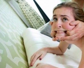 Порнозвезда на пенсии пожаловалась на постоянные предложения секса за деньги