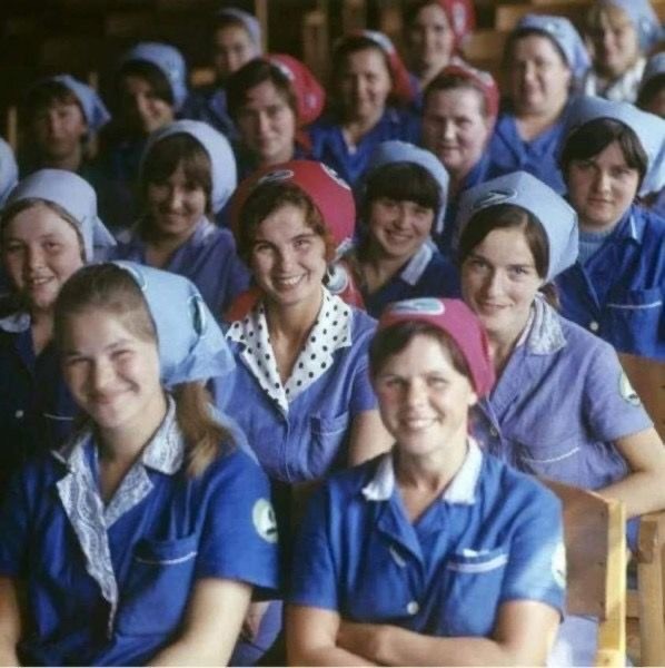 Фотографии из прошлого нашей страны в цвете -100