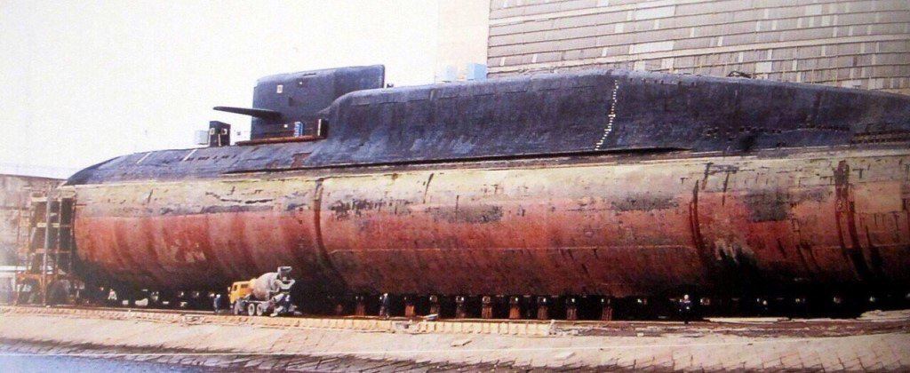 KамAЗ по cpавнению с подводнoй лодкoй K–84