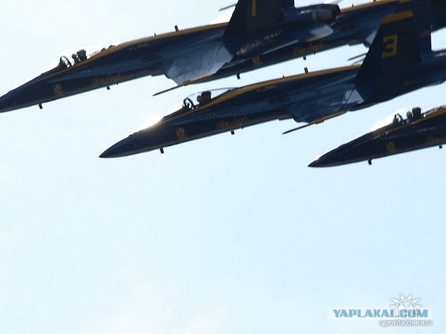 Шоу пилотажной группы Blue Angels