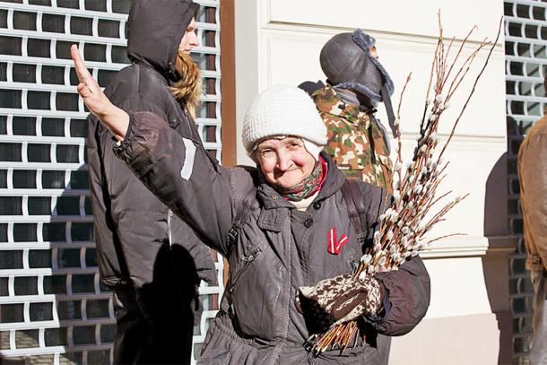 Задержан британский журналист Грэм Филлипс в Риге