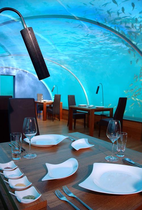 Подводный ресторан (фото, супер романтика)