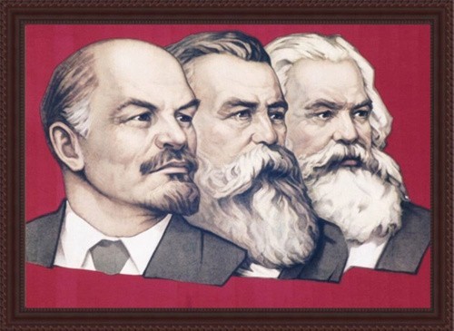Школьникам на Камчатке запретили наряжаться в зарубежных персонажей на Новый год
