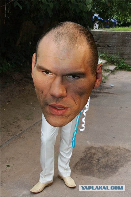 Еще один костюмчик на продажу