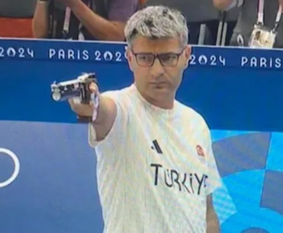 Российских стрелков не допустили до соревнований по стрельбе из-за наличия у них... оружия