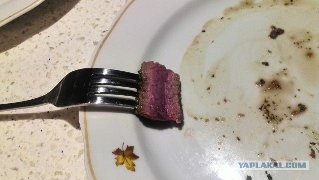 Мясо с кровью
