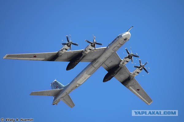 Взрыв стратегического бомбардировщика Ту-95