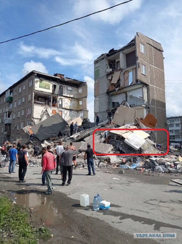 В Нижнем Тагиле произошёл взрыв газа. Произошло обрушение части дома