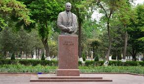 Забайкальская полиция ищет подростка, прикурившего от свечи в храме
