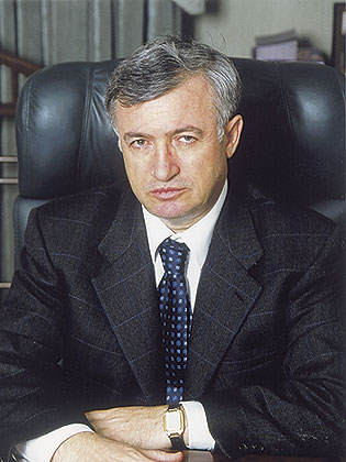 Как украсть $ 4 000 000 000