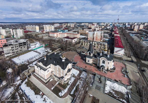 Мирный - город с дырой в земле