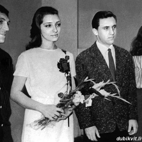 Свадебные фото любимых советских актёров.