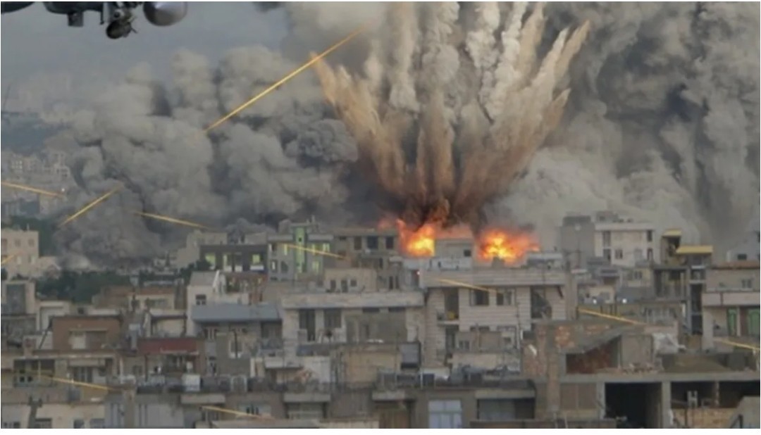 Нападение на америку. Бомбардировка Ирака 2020. Провинция Хомс Сирия. Бомбардировки Ливии НАТО 2011.