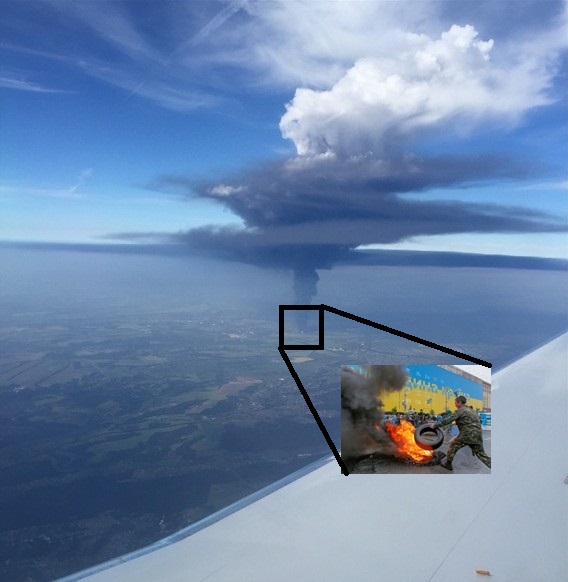 Сфотографировал с самолета, горение нефтехранилища