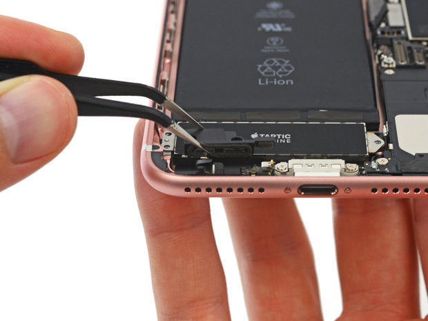 Энтузиасты вскрыли iPhone 7 и iPhone 7 Plus и нашли компоненты Samsung