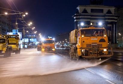 Как моют улицы Москвы