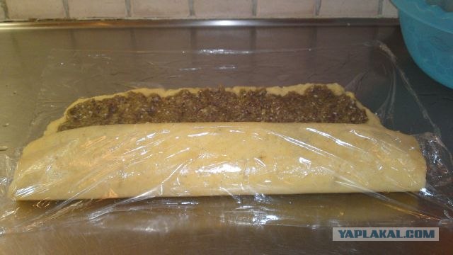 Картофельный рулет с мясным фаршем и грибами