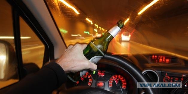 Субарист влетает в пробку