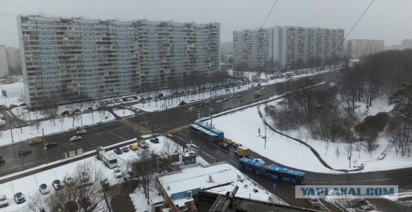 Москва официально находится на самоизоляции. Почти пустая Москва