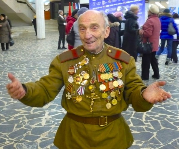 Привет внуки...