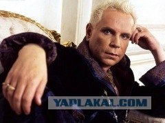 Увеличьте грудь, волоски на лобке. 10 фото