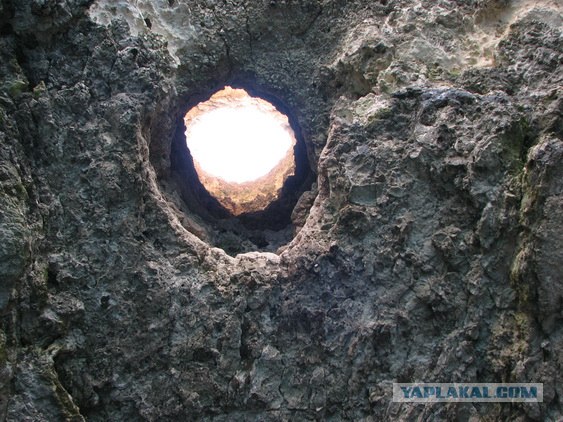 Мыс Тарханкут - самая западная точка Крыма.