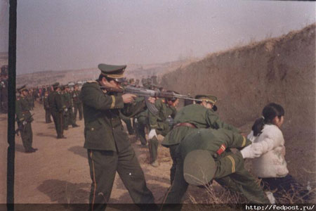 В какую колонию сажать девочку-мальчика?