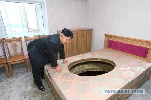 Фото  Ким Чен Ына с кроватью стало новым мемом