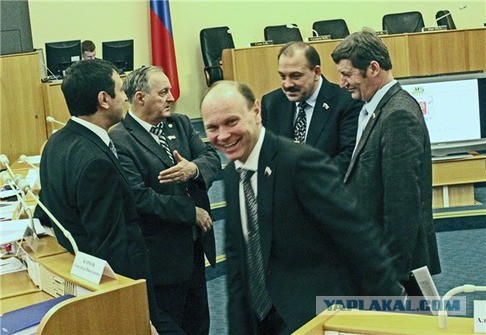 Госдума отказалась отменить транспортный налог.