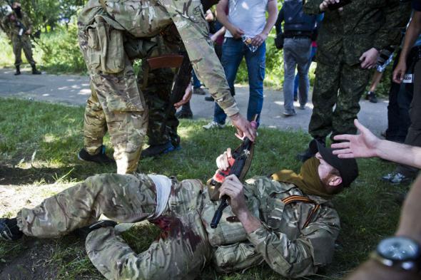 Аэропорт Донецка перешел к ополченцам