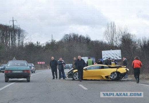 Авария Lamborghini