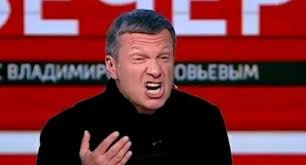 В Севастополе возник пожар после ракетной атаки