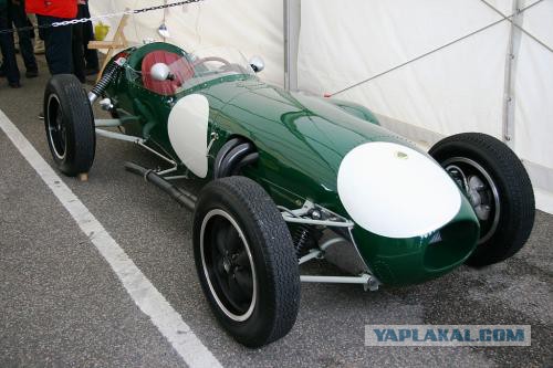Игра на ЯПе: Угадай АВТО-9