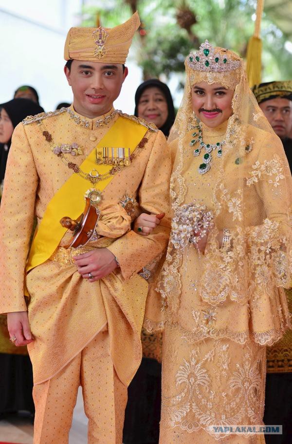 Султан Брунея затеял пышную свадьбу для своего сына... Торжество, которое надолго запомнится!