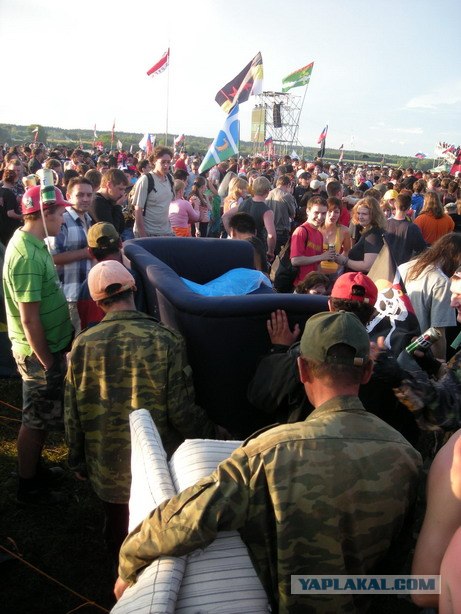 Фото с "Нашествия", жесть!