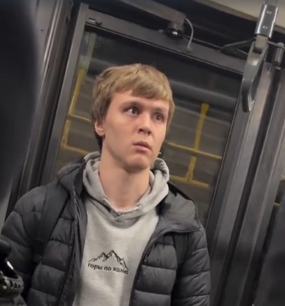 В метро житель столицы подрался с тремя приезжими из Смоленской области