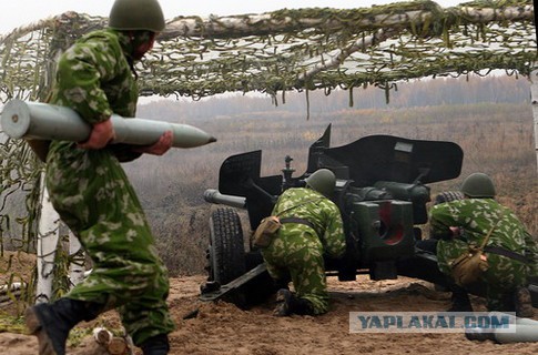 Тренировка расчета противотанковой пушки МТ-12