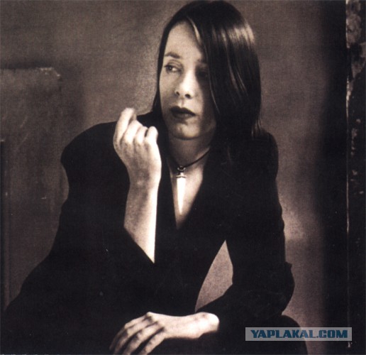 Suzanne Vega Nude
