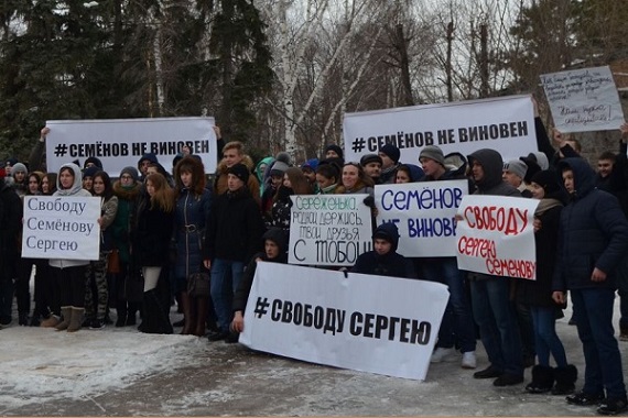 "Парняга по лезвию ножа ходит". Реакция соцсетей на второй эфир с Шурыгиной