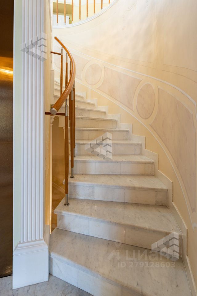 В Москве продается дом-яйцо